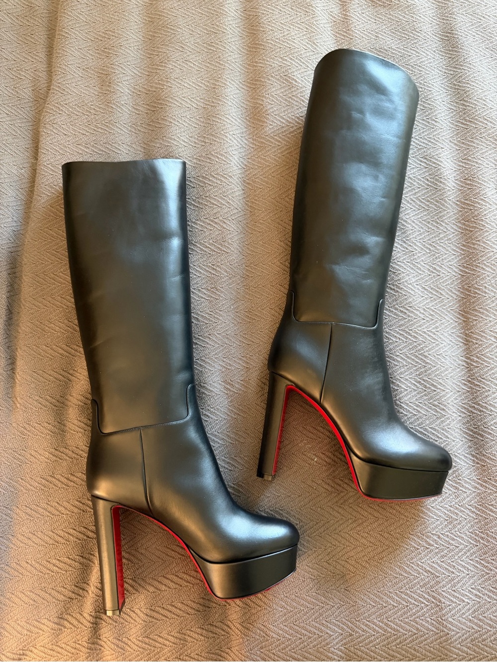 Christian Louboutin Loo Botta Alta Black Leather Platform Boots - Picture 7 of 8